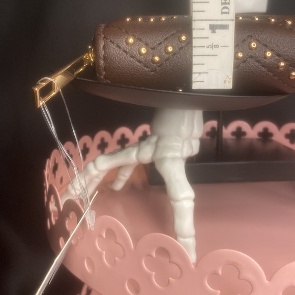 IVY LONDON dark coffee Color with Gold hardware! NEW WITH TAGS! - Picture 13 of 13